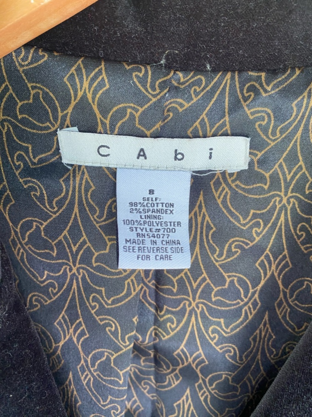 Cabi French velveteen Embroidered Black Women's Coat sz8 - Picture 3 of 4
